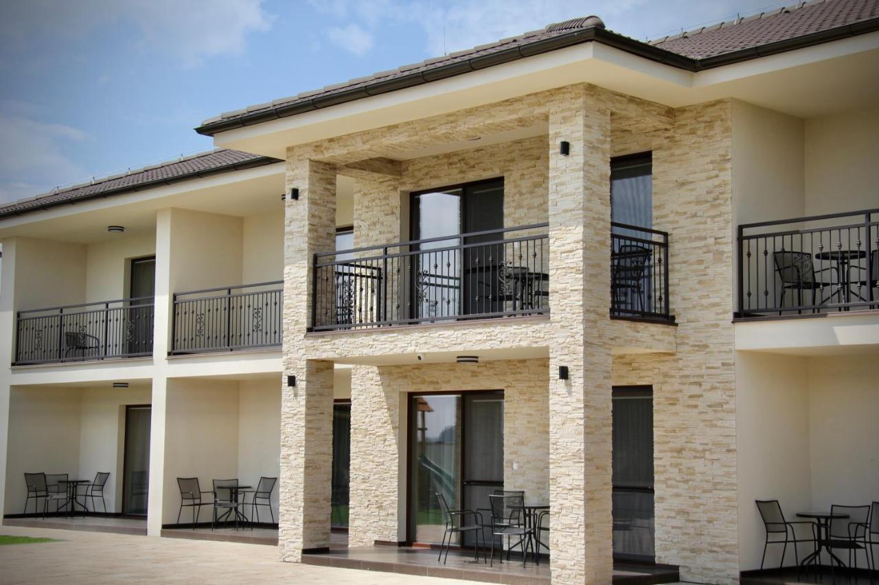 Jazmin Apartmany Veľký Meder 외부 사진